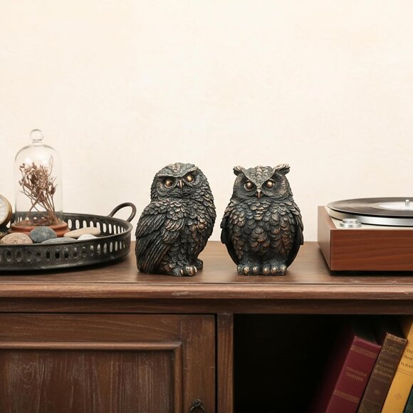 2 Pack Small Vintage Style Owl Statues for Home, Modern Style Figurine Bedroom - Picture 8 of 8